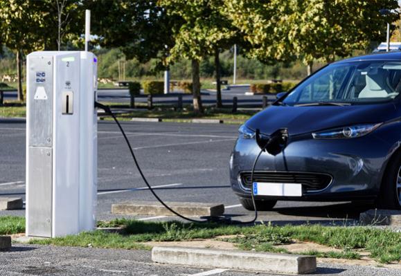 borne de recharge véhicule électrique